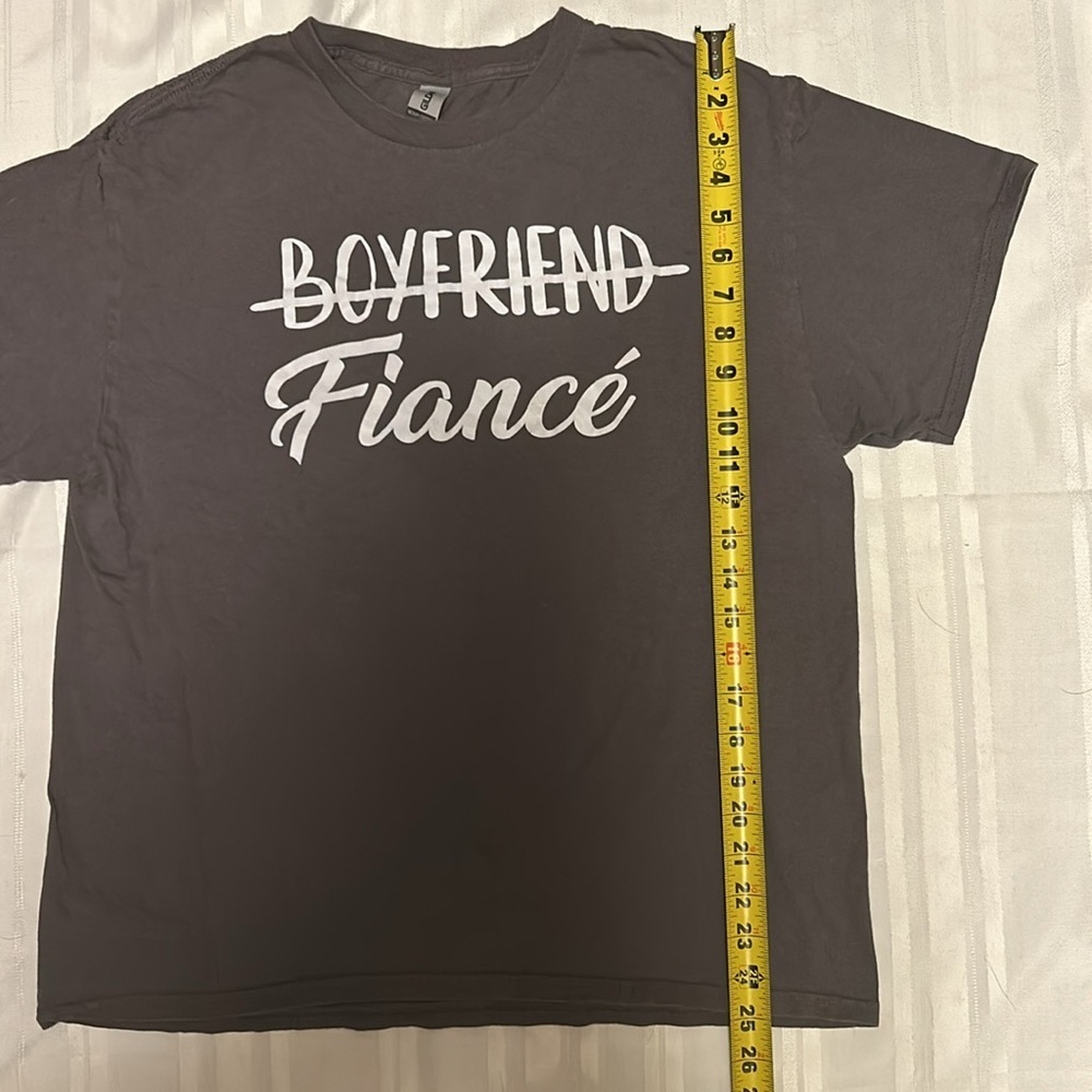 🛑UNAVAILABLE 🛑Gildan Fiancé Tee - Picture 5 of 6